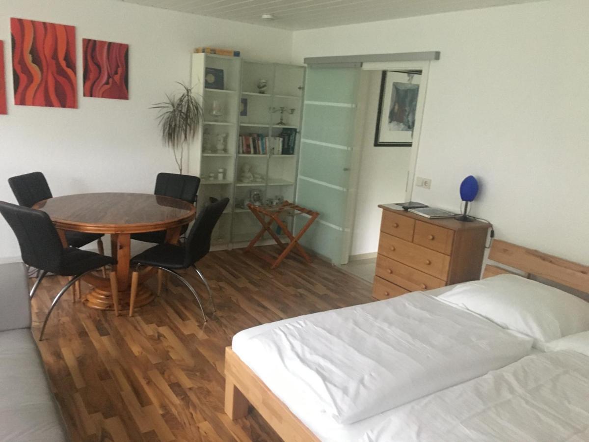 Apartment Reutlingen Esterno foto